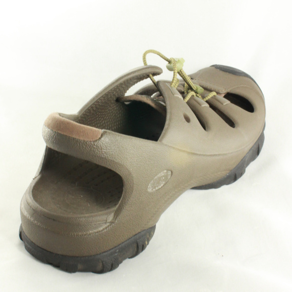 crocs bite sandals